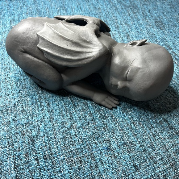 RARE Spirit Halloween Exclusive Gargoyle Baby 2013 Halloween Prop Horror Decor - Picture 2 of 9